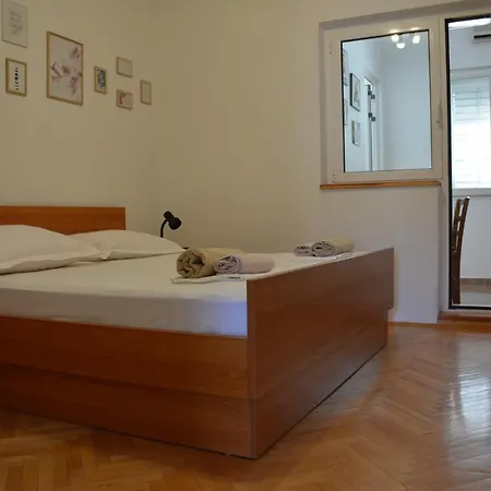 Rusendic Apartment Makarska Exterior photo