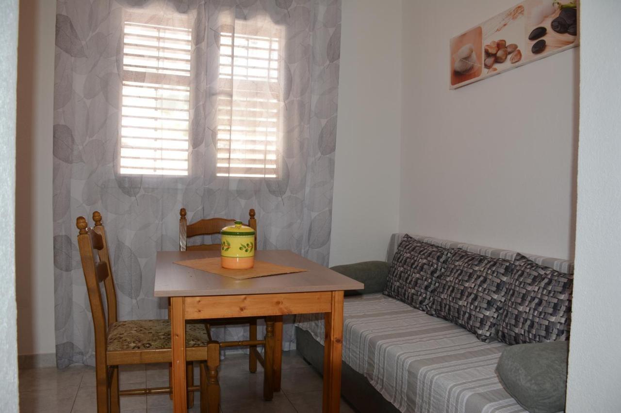 Rusendic Apartment *